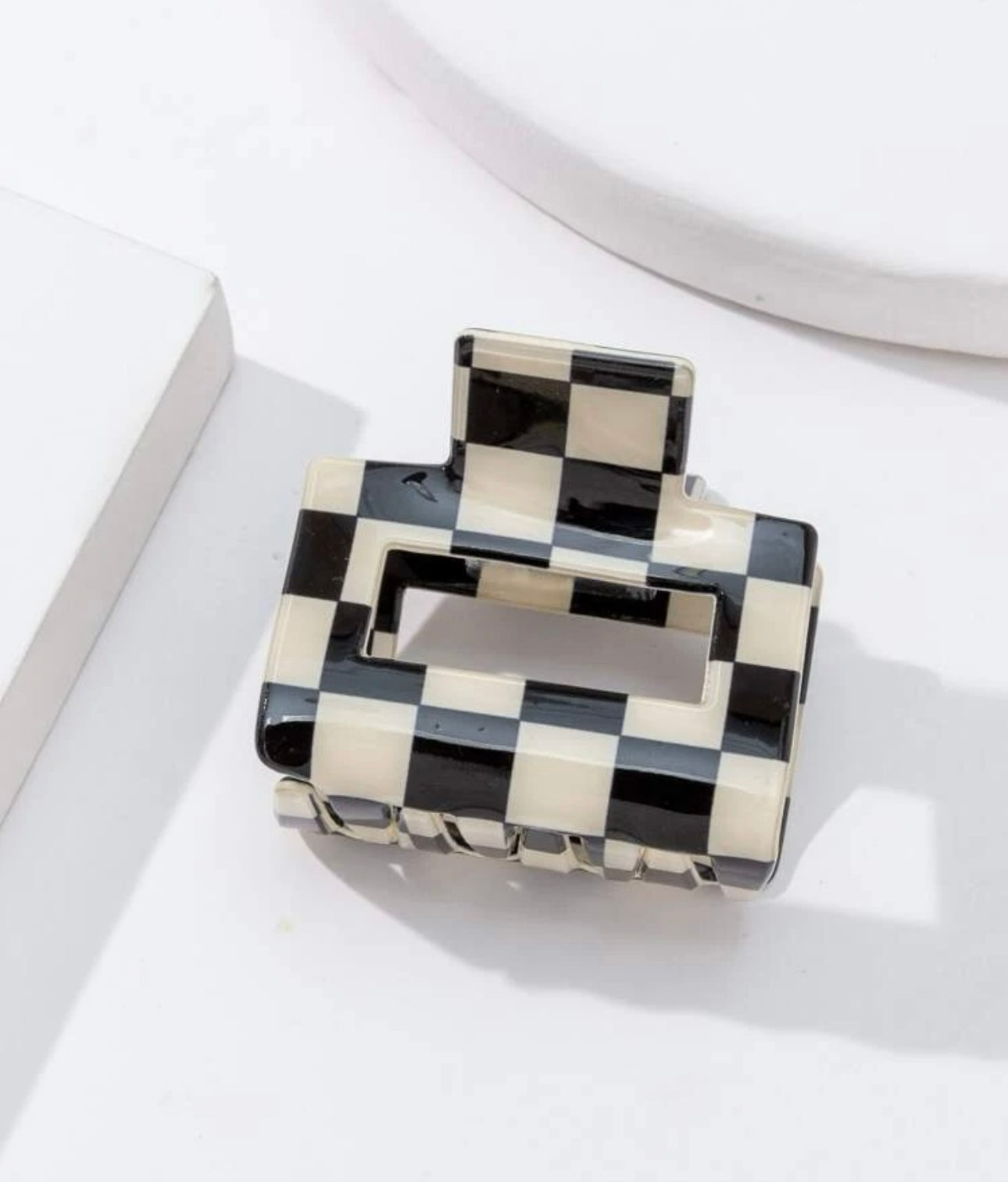 Checkerboard Clip